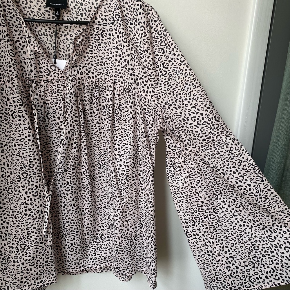 Who What Wear Black and White Patterned Blouse - Picture 5 of 9